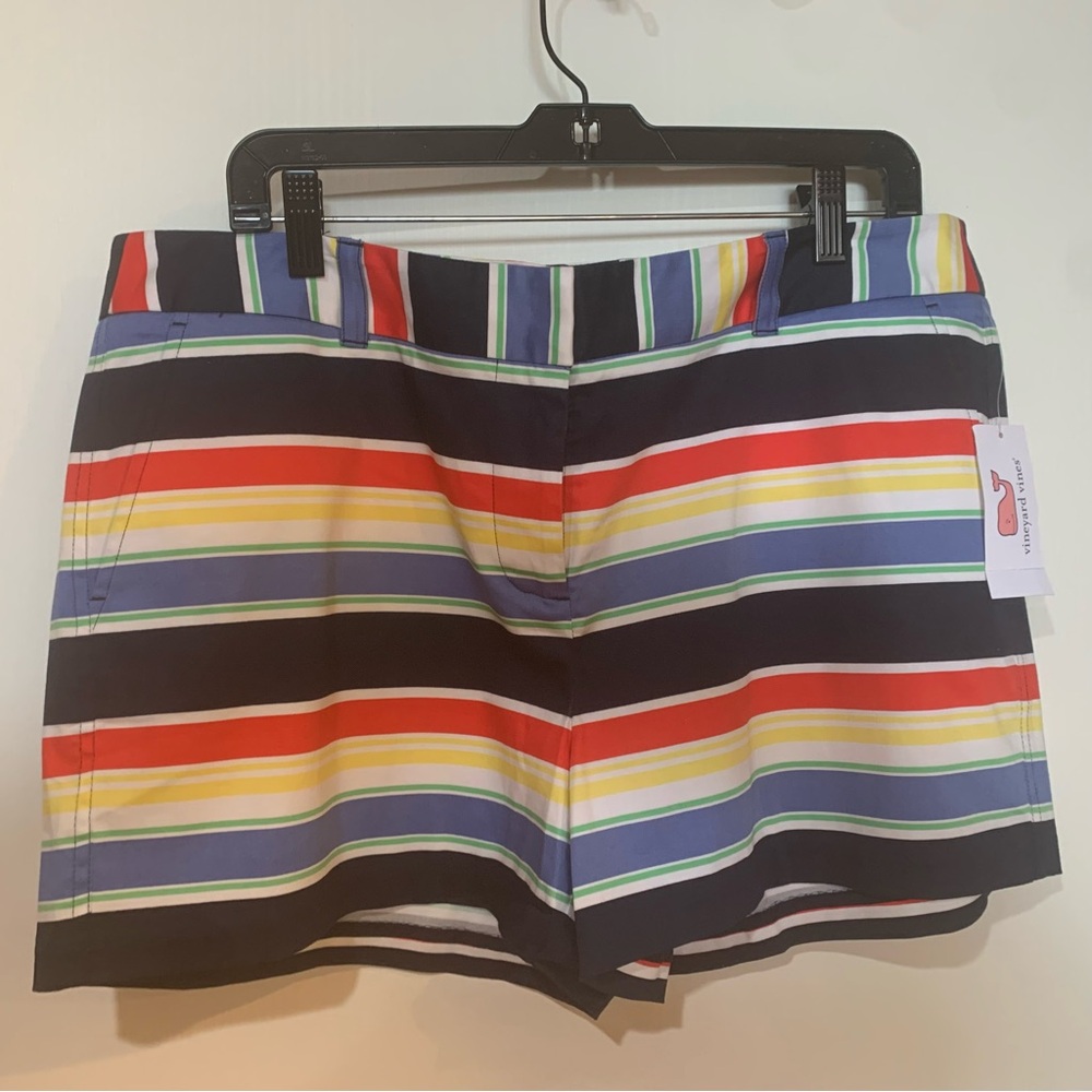 Vineyards Vines Women’s NWT 14, Striped, Cotton & Spandex Shorts.